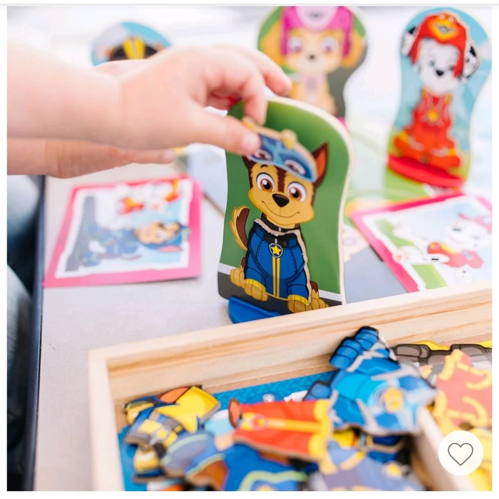 Melissa & Doug PAW Patrol Magnetic Play Figures (Dress Up)